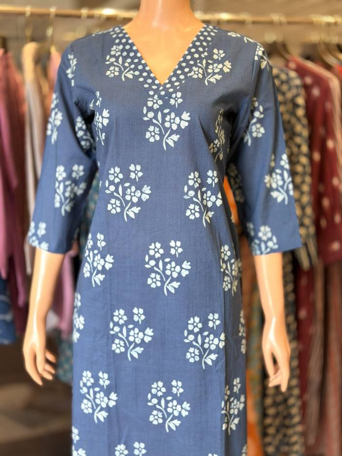 BLUE COTTON KURTI PANT SET