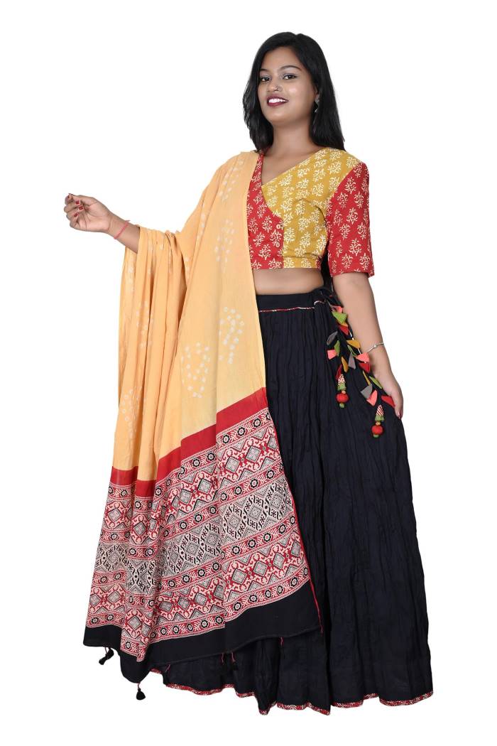 HAND BLOCK COTTON BLOUSE