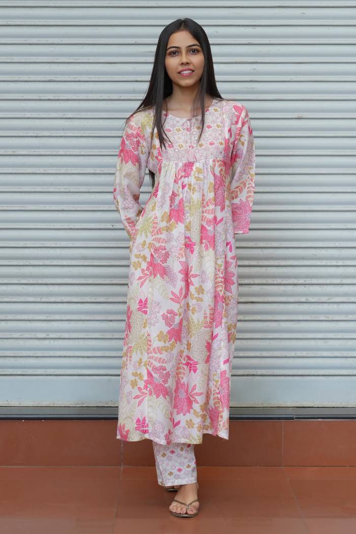 SHANTOON SILK KURTI PANT SET